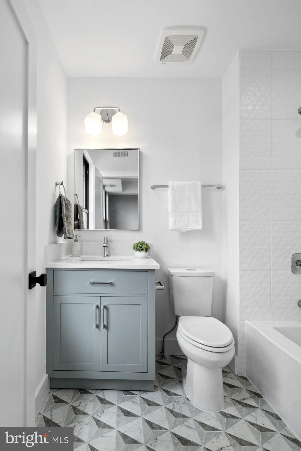 CLARENDON - Residential