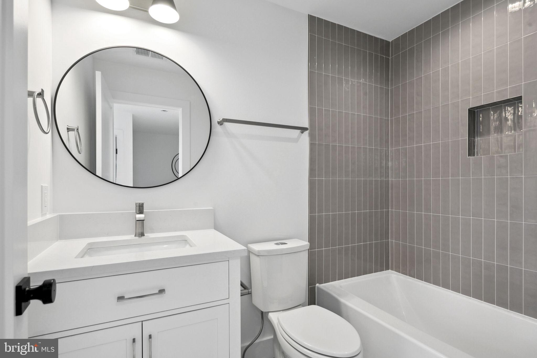 CLARENDON - Residential