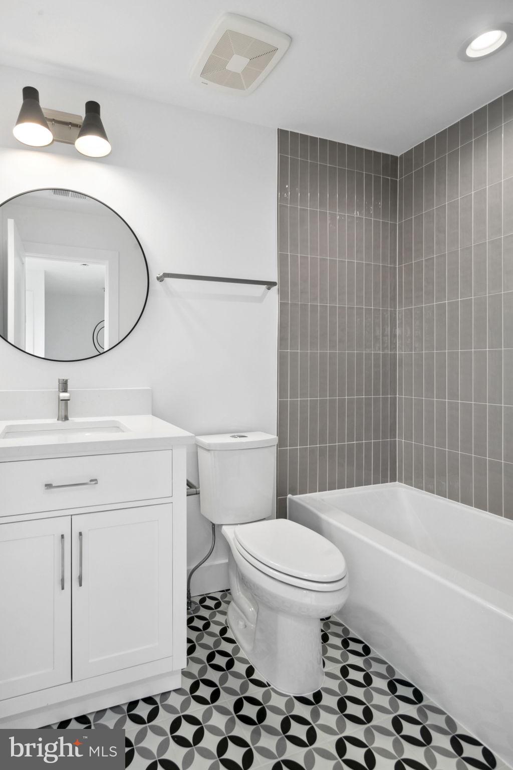 CLARENDON - Residential