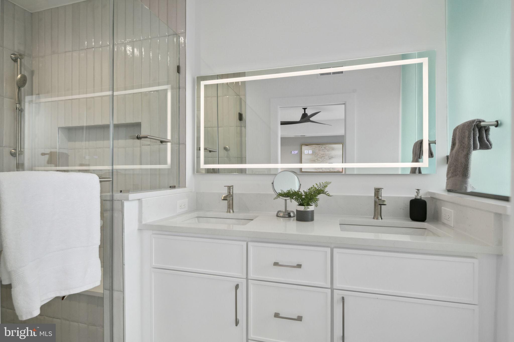 CLARENDON - Residential