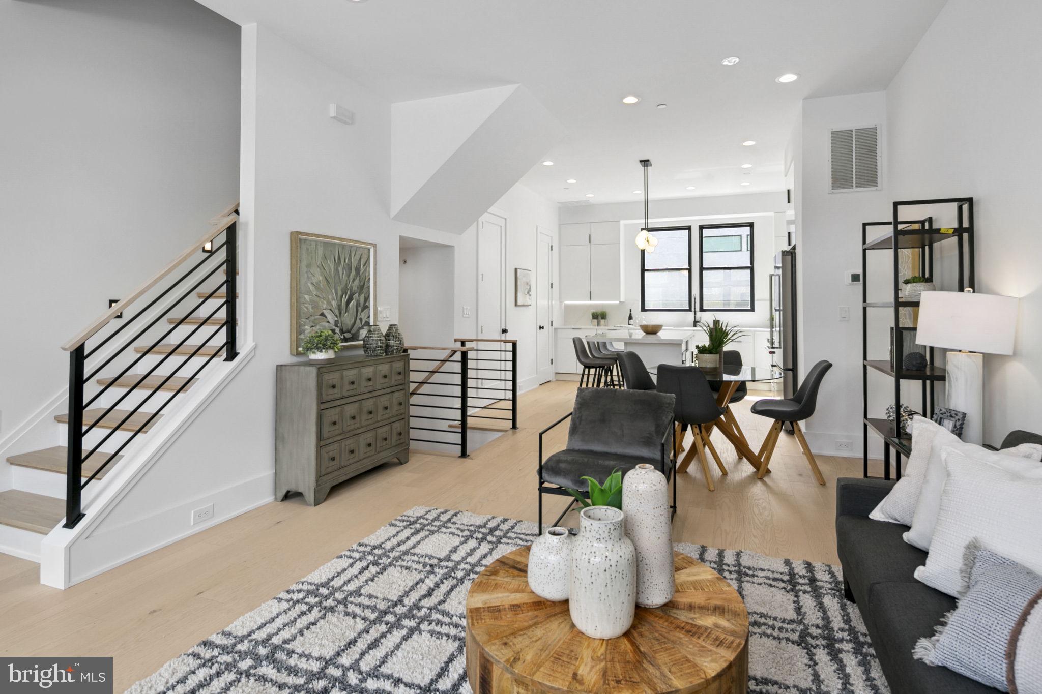 CLARENDON - Residential