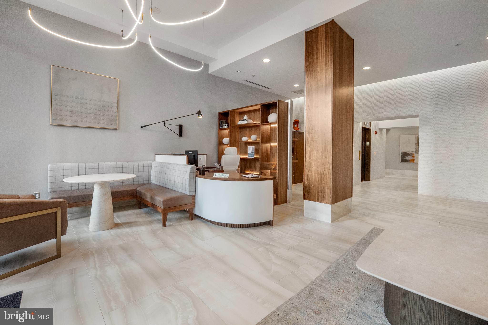 HARBOR EAST - Residential