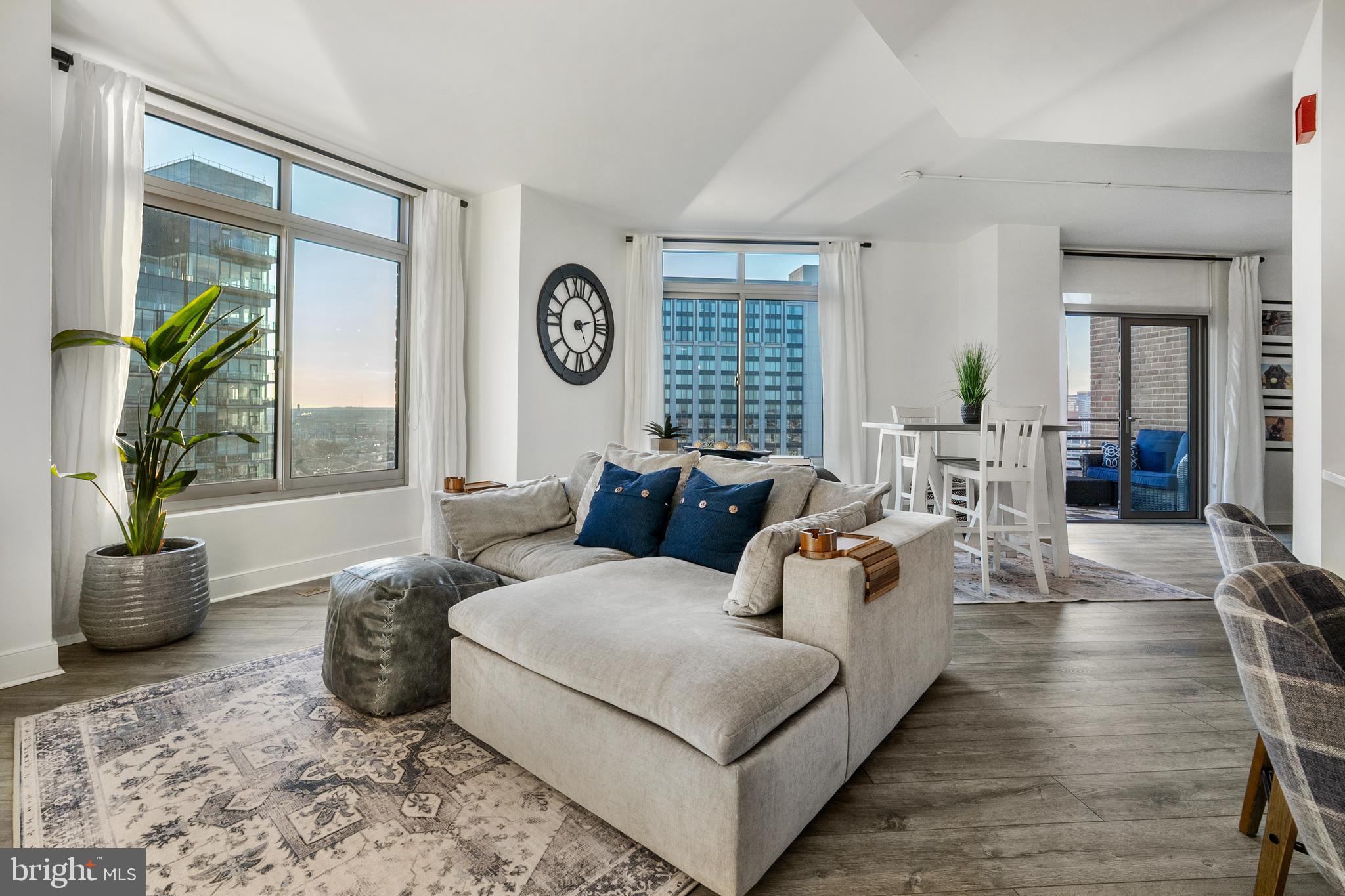 HARBOR EAST - Residential