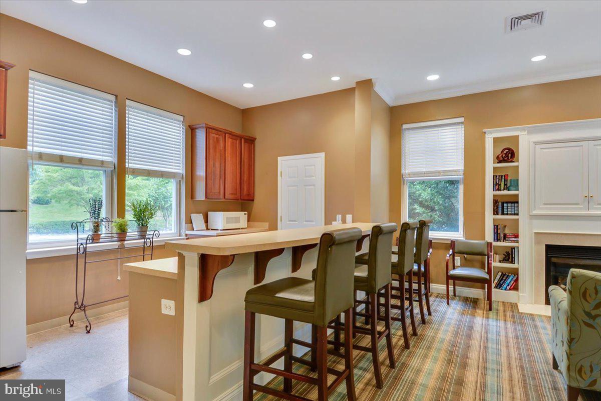 LAKELANDS RIDGE - Residential