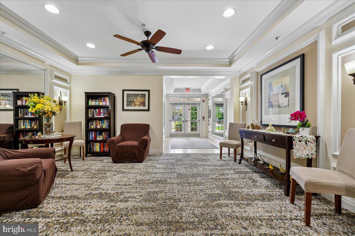 LAKELANDS RIDGE - Residential