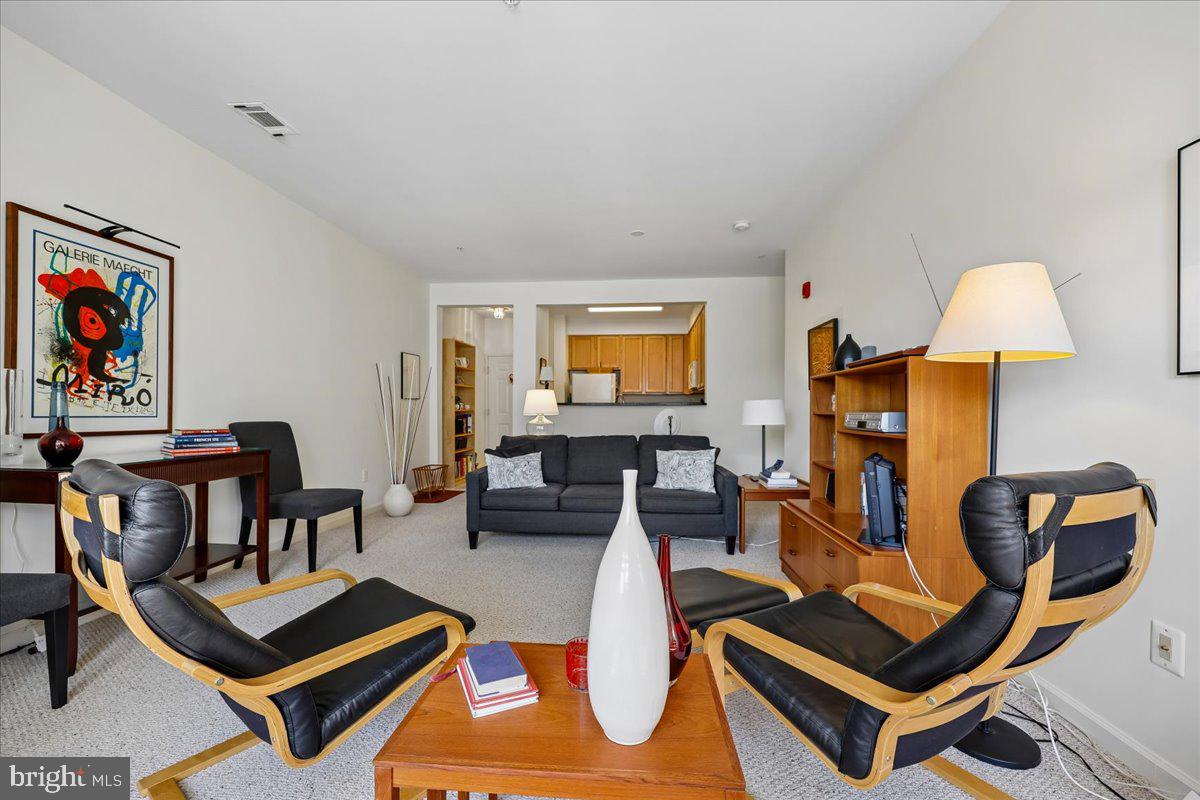 LAKELANDS RIDGE - Residential