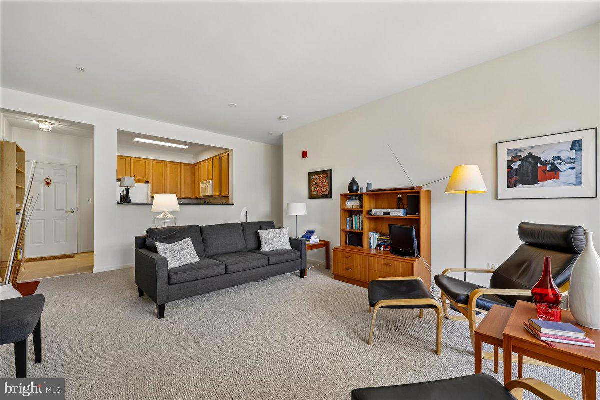 LAKELANDS RIDGE - Residential