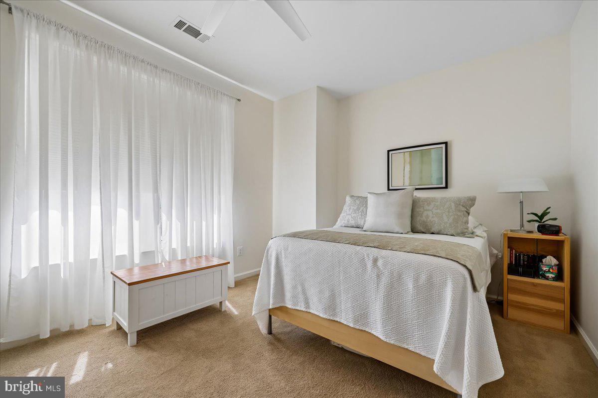 LAKELANDS RIDGE - Residential