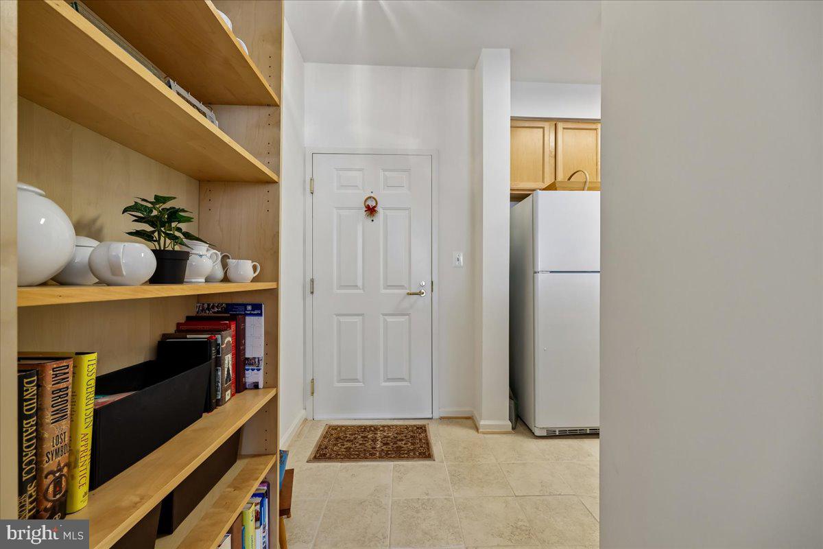 LAKELANDS RIDGE - Residential
