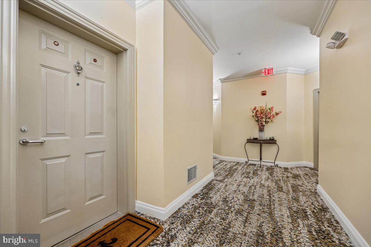 LAKELANDS RIDGE - Residential