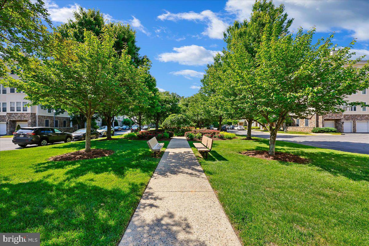 LAKELANDS RIDGE - Residential