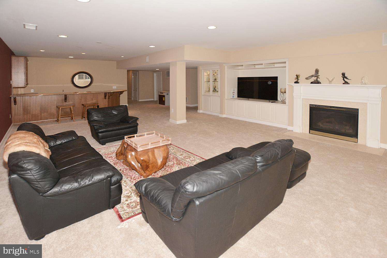 RUGBY ROAD - Residential Lease