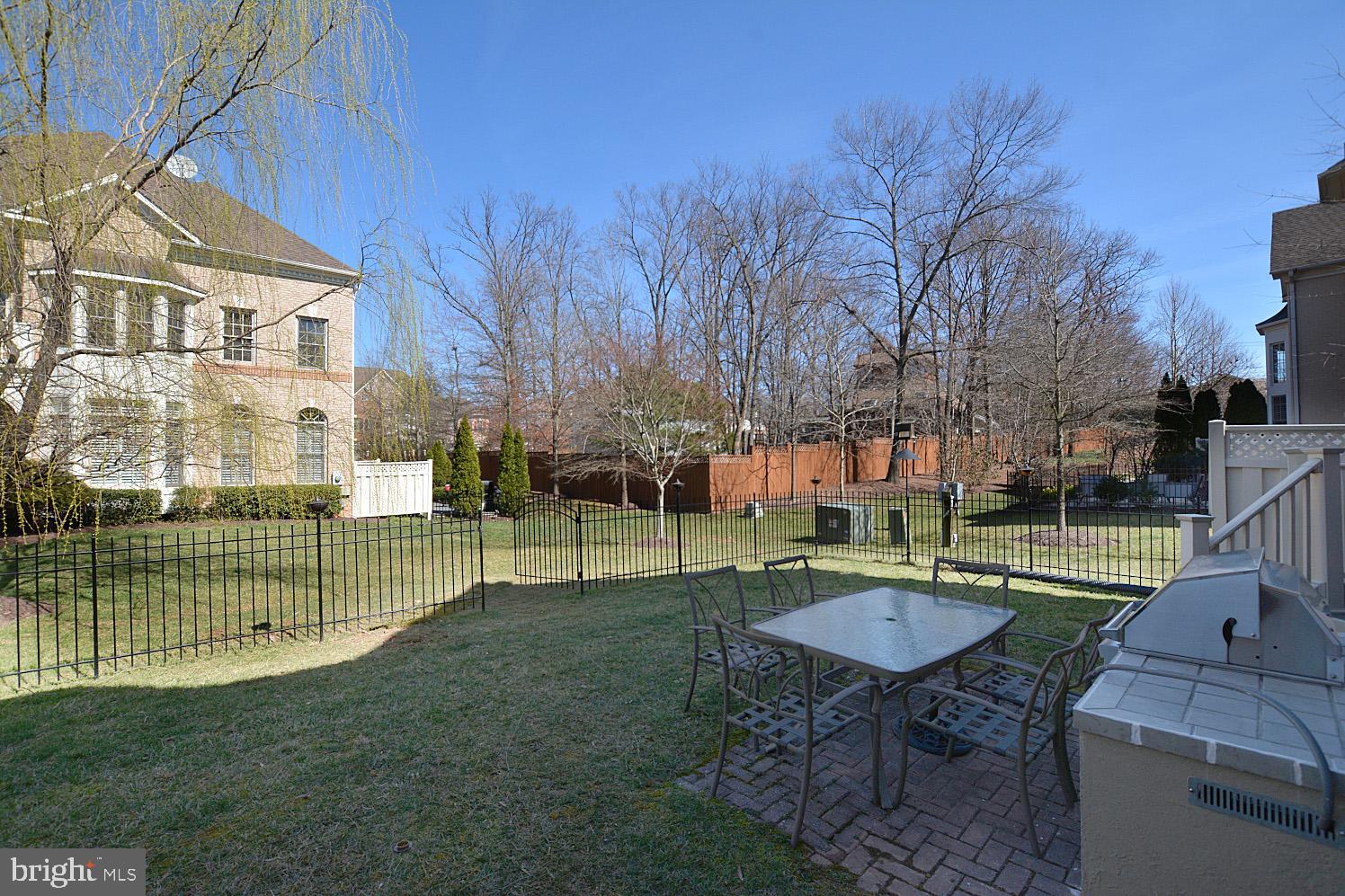 RUGBY ROAD - Residential Lease