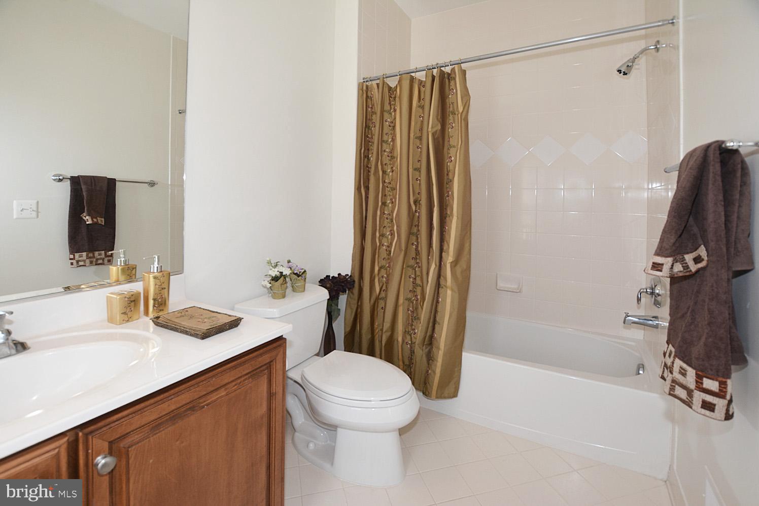 RUGBY ROAD - Residential Lease