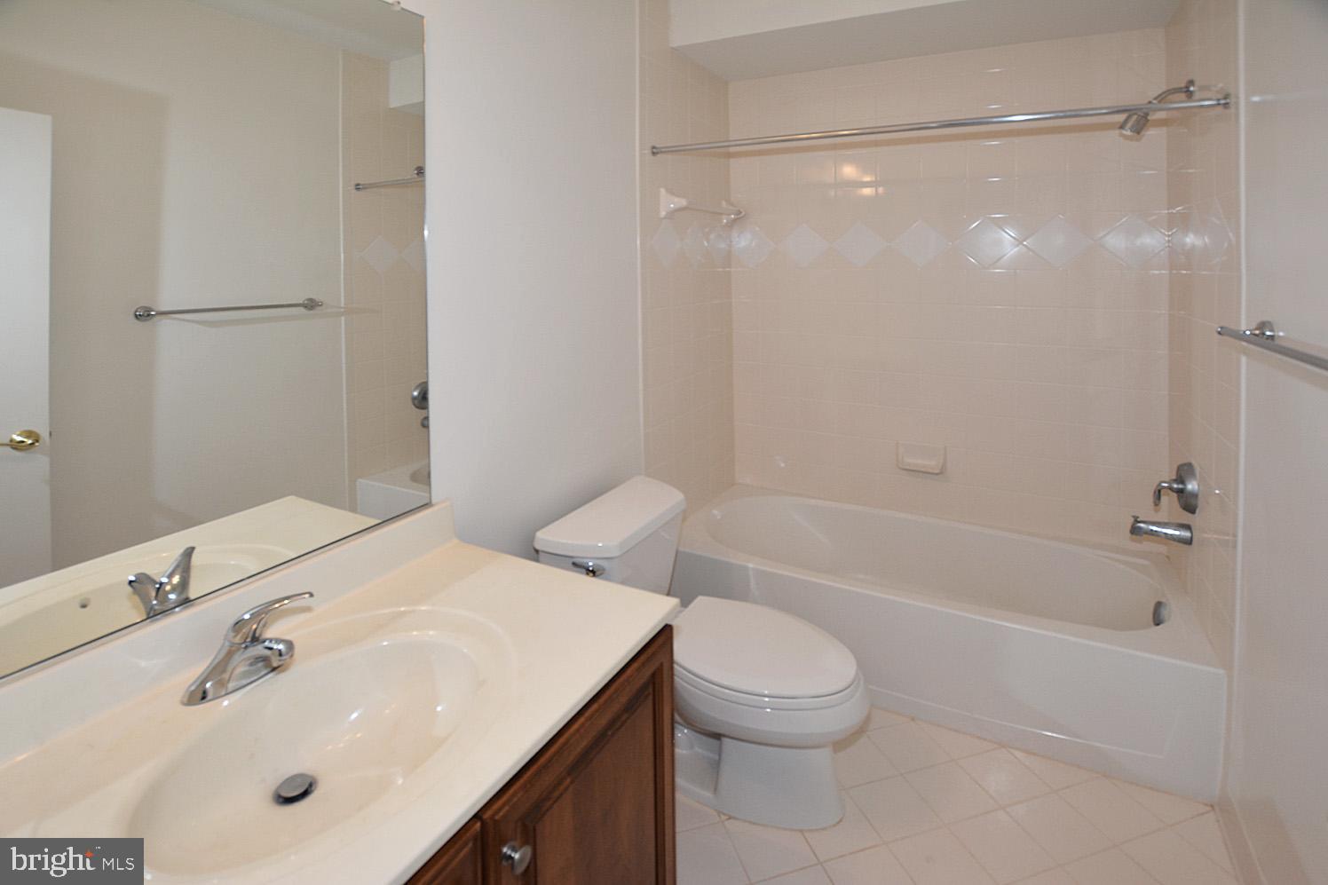 RUGBY ROAD - Residential Lease