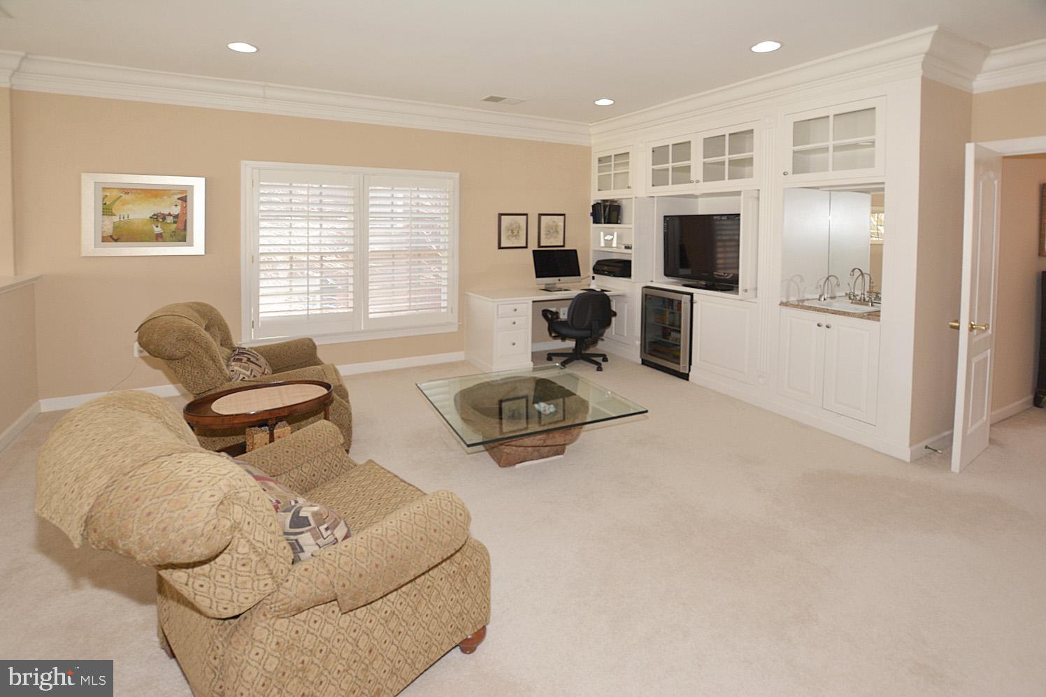 RUGBY ROAD - Residential Lease