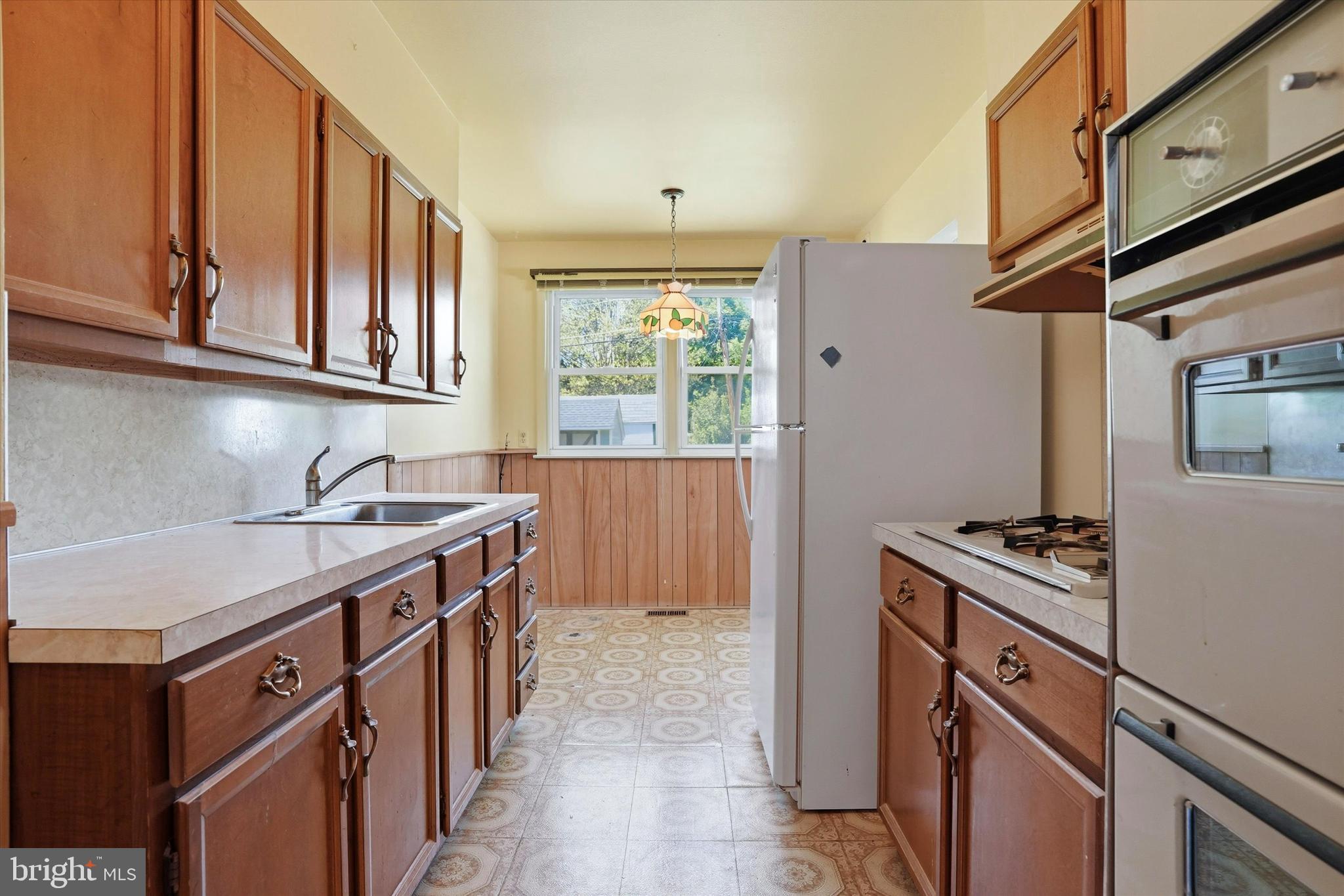 ROSLYN - Residential