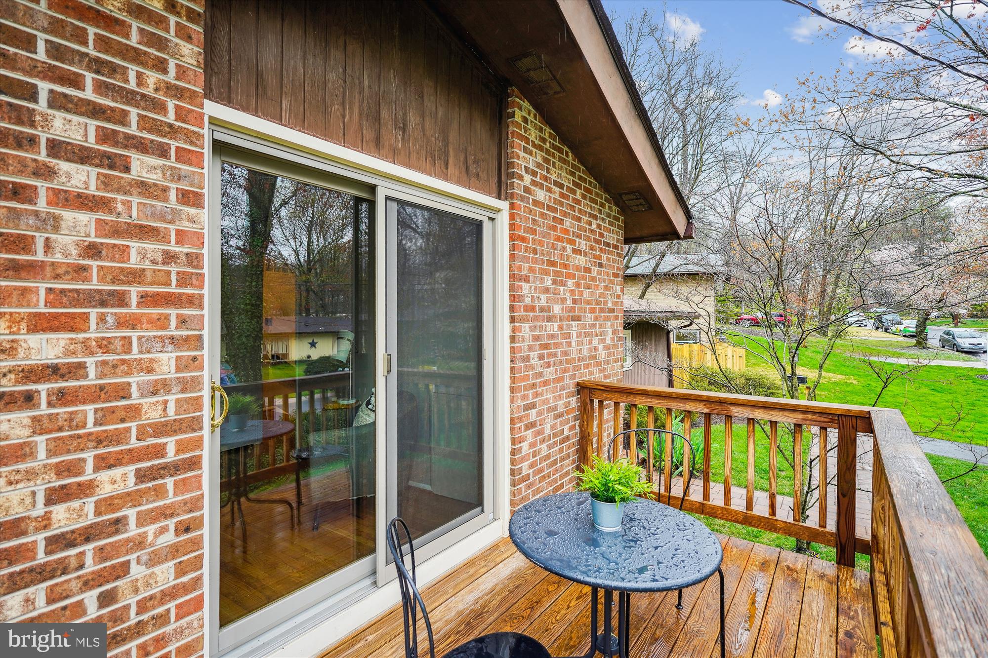 MANOR WOODS - Residential