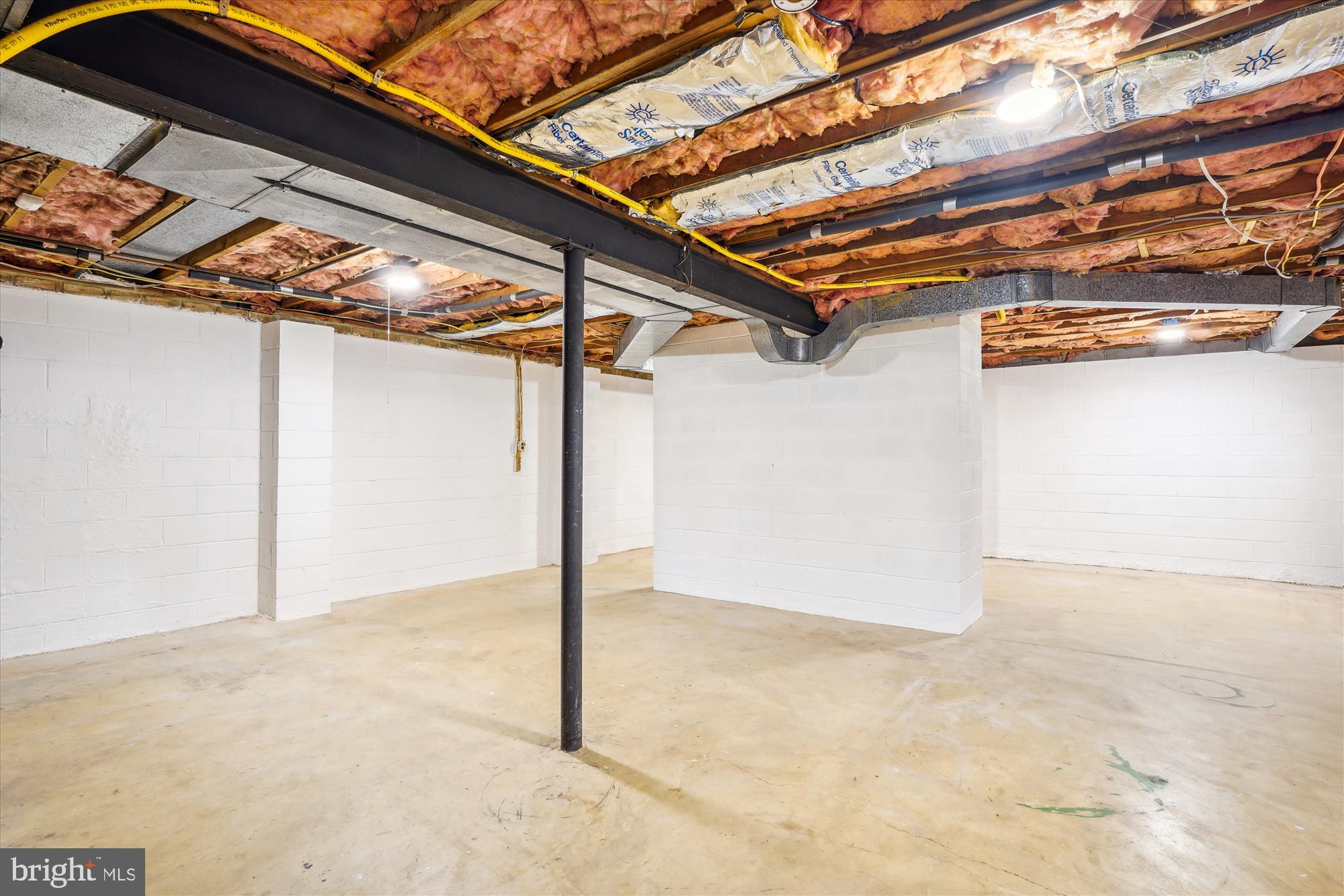 MANOR WOODS - Residential