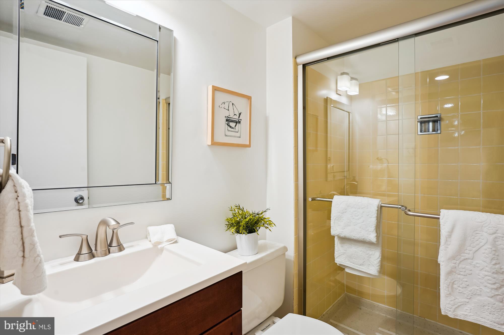 MANOR WOODS - Residential