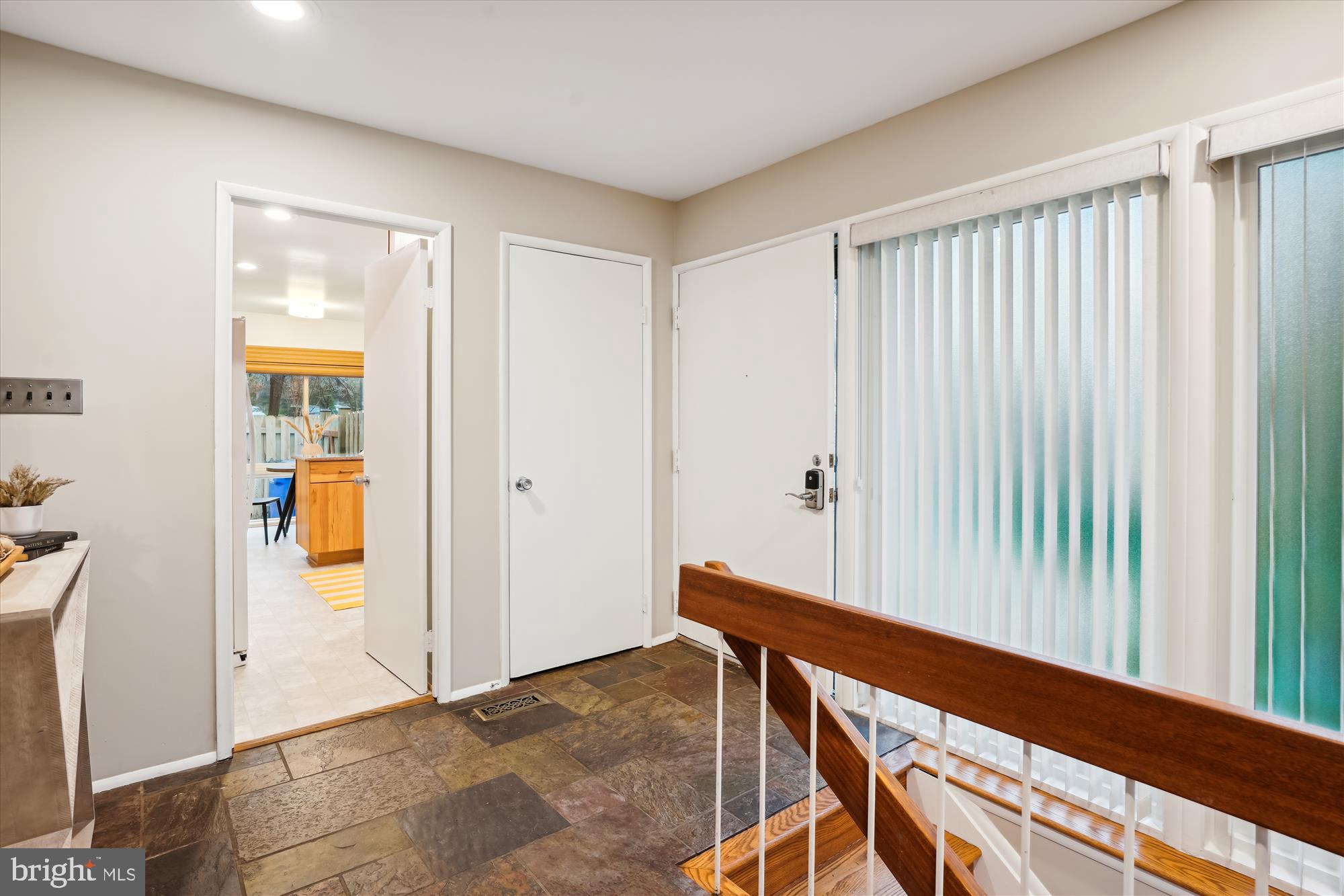 MANOR WOODS - Residential