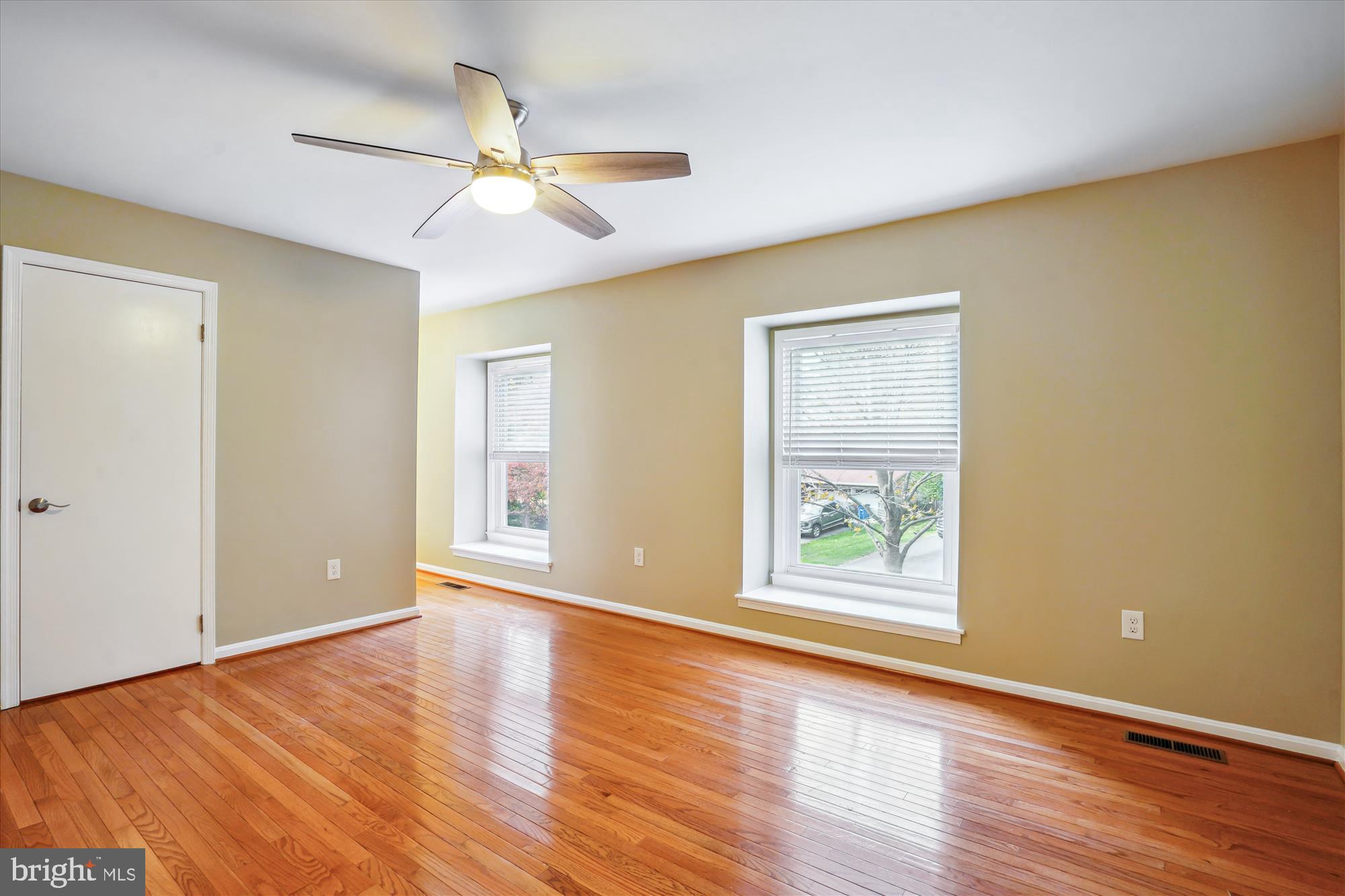 ROLLING VALLEY - Residential