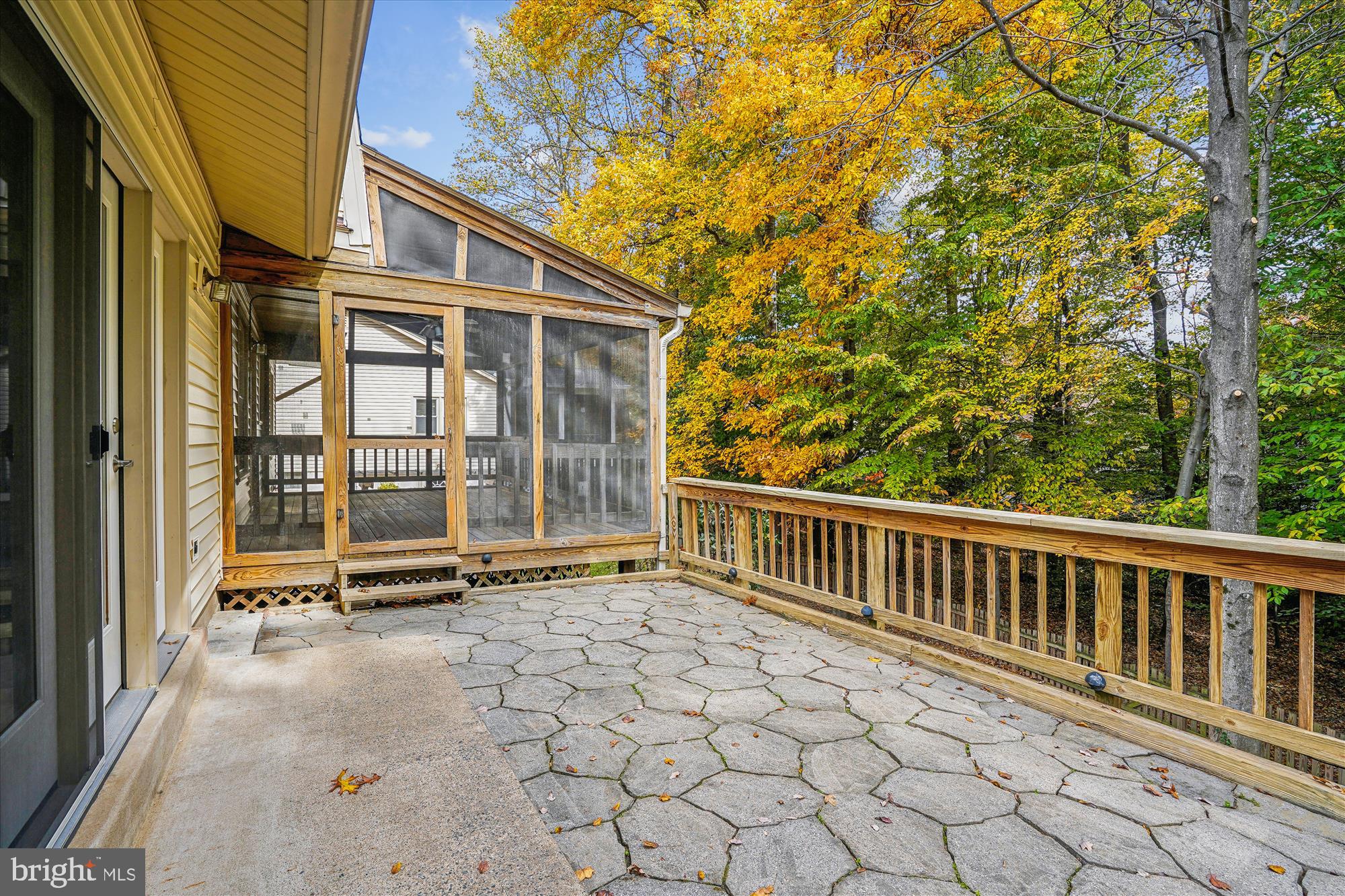 ROLLING VALLEY - Residential