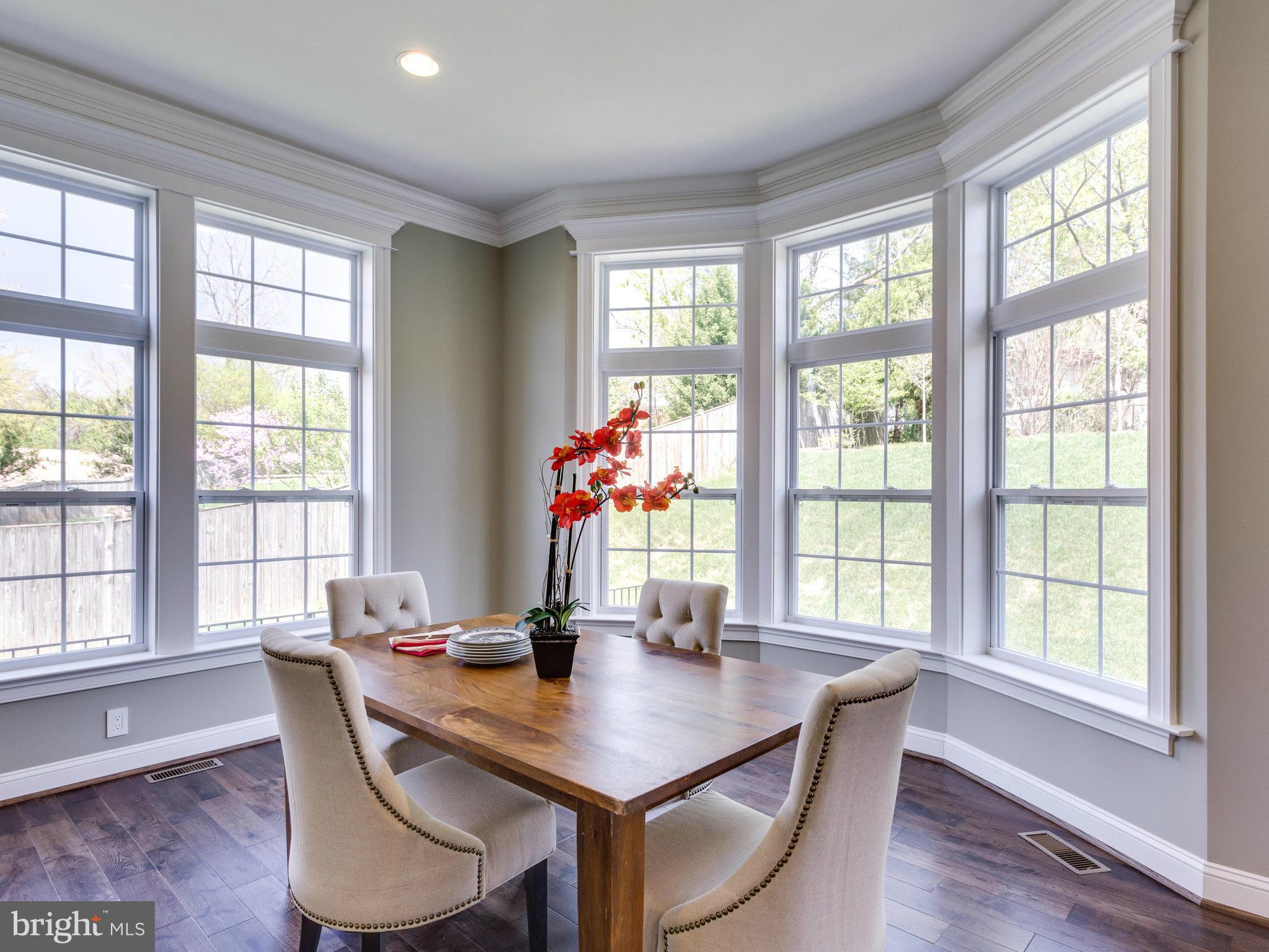 MAPLE VIEW - Residential