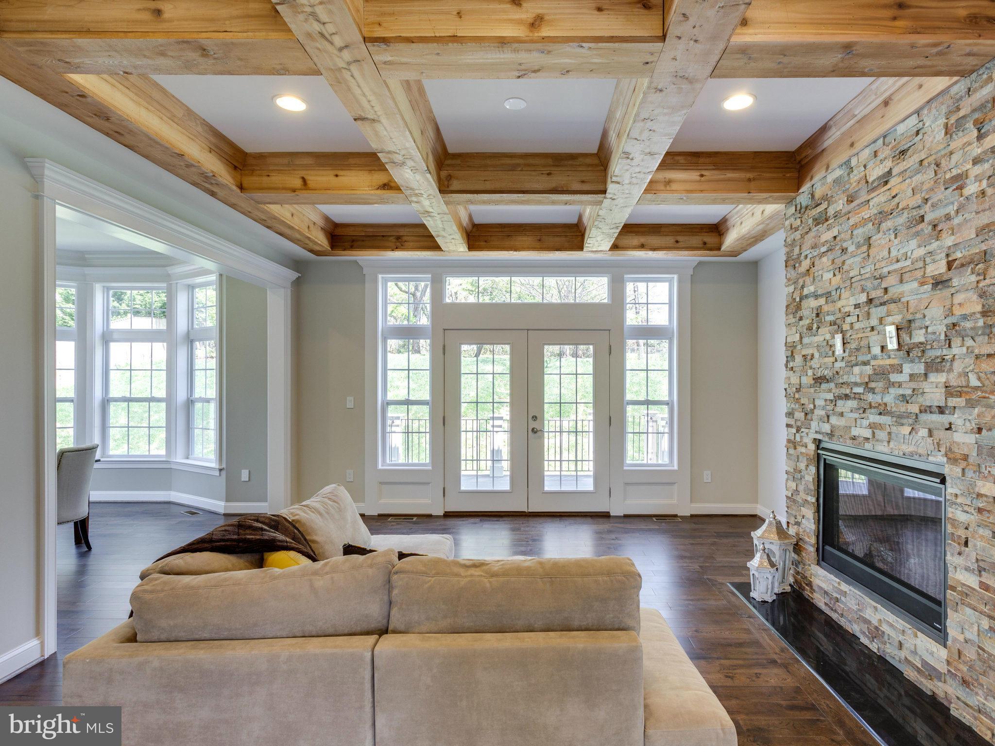 MAPLE VIEW - Residential