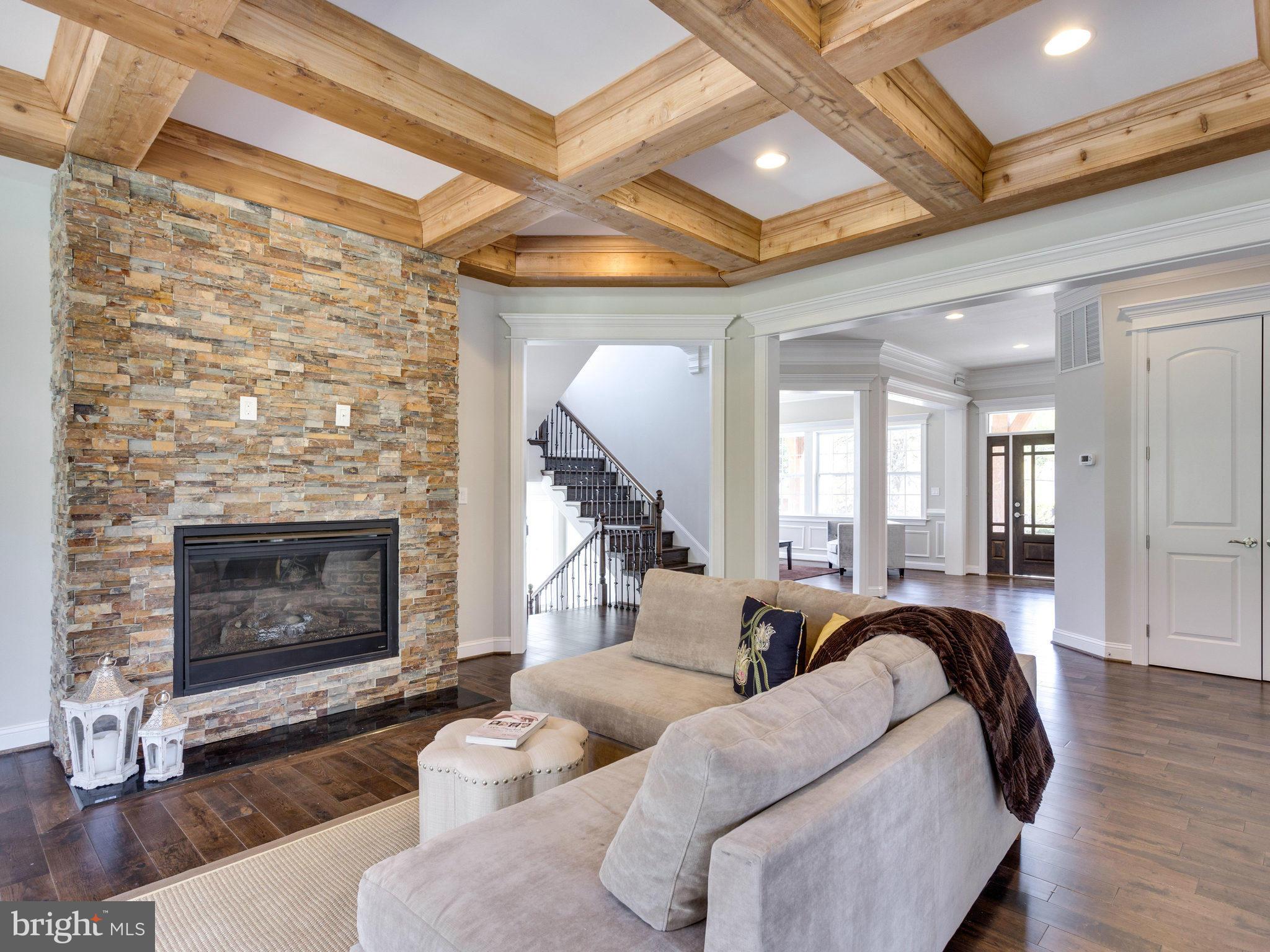 MAPLE VIEW - Residential