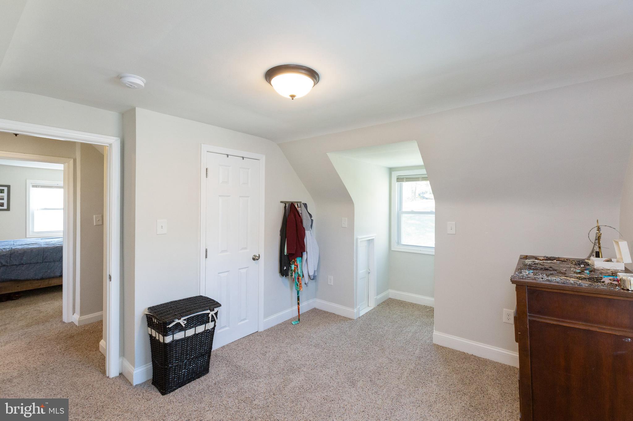 OAKLAND TERRACE - Residential