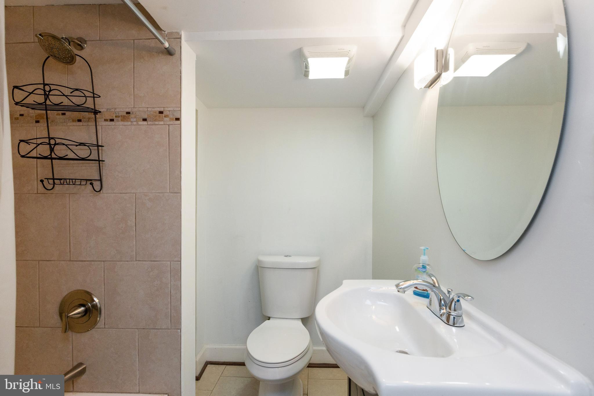 OAKLAND TERRACE - Residential