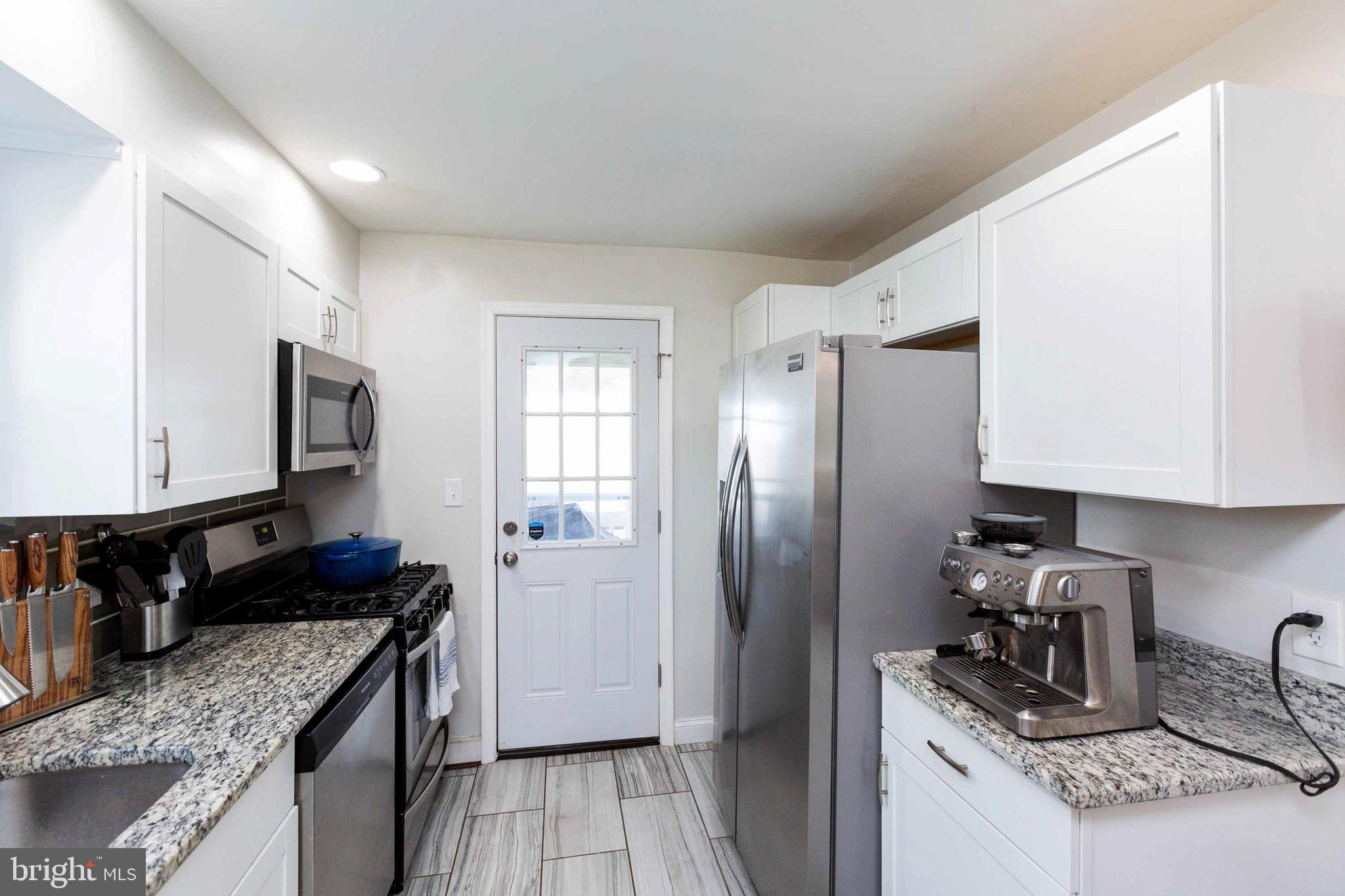 OAKLAND TERRACE - Residential