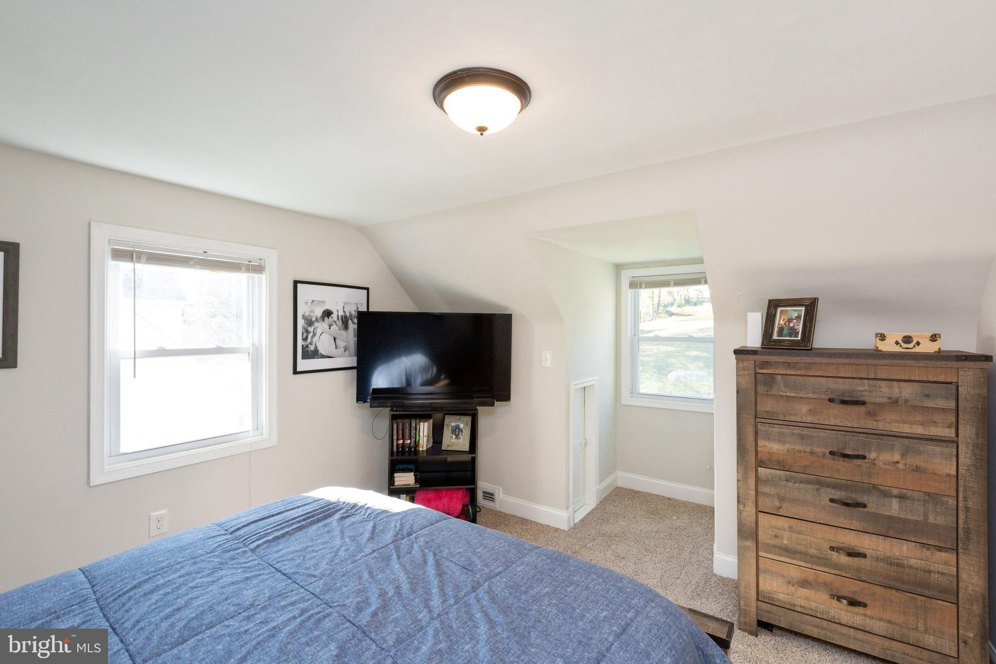 OAKLAND TERRACE - Residential