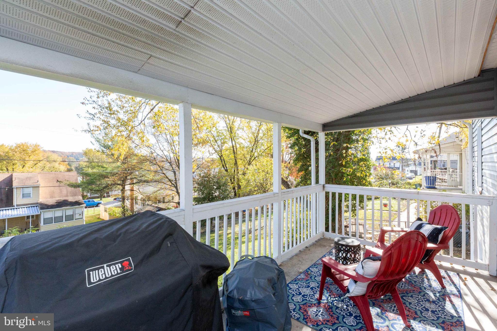 OAKLAND TERRACE - Residential