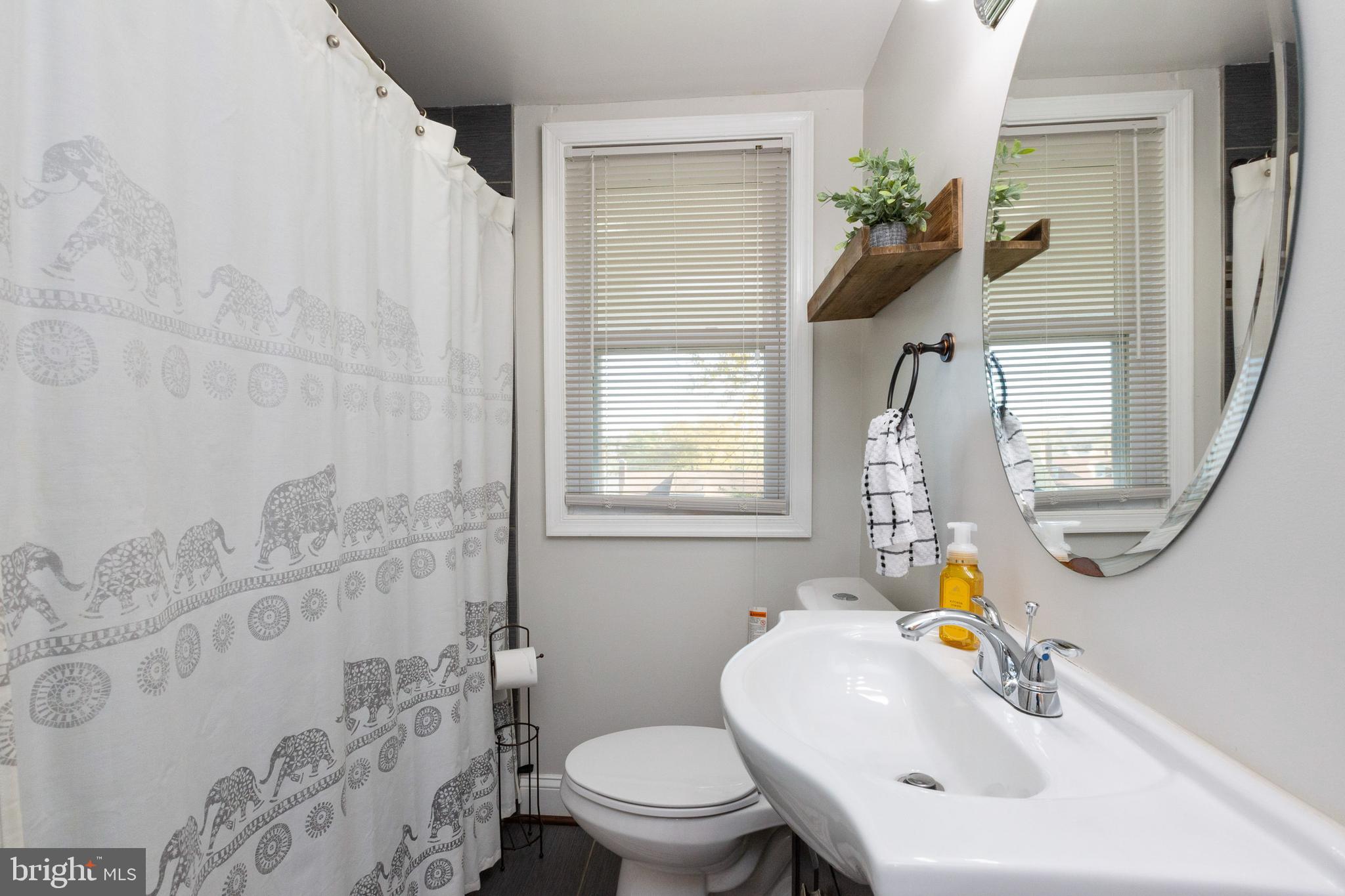 OAKLAND TERRACE - Residential