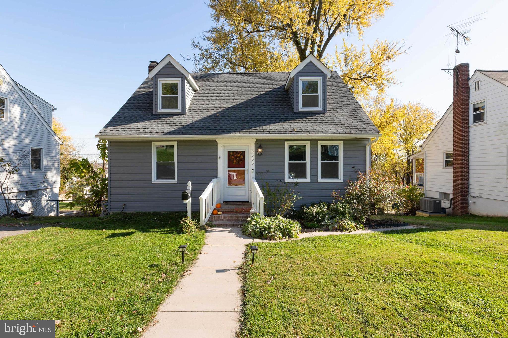 OAKLAND TERRACE - Residential