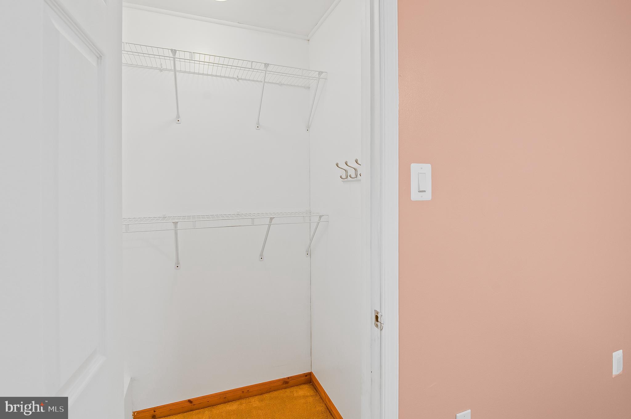 MAPLE RIDGE - Residential