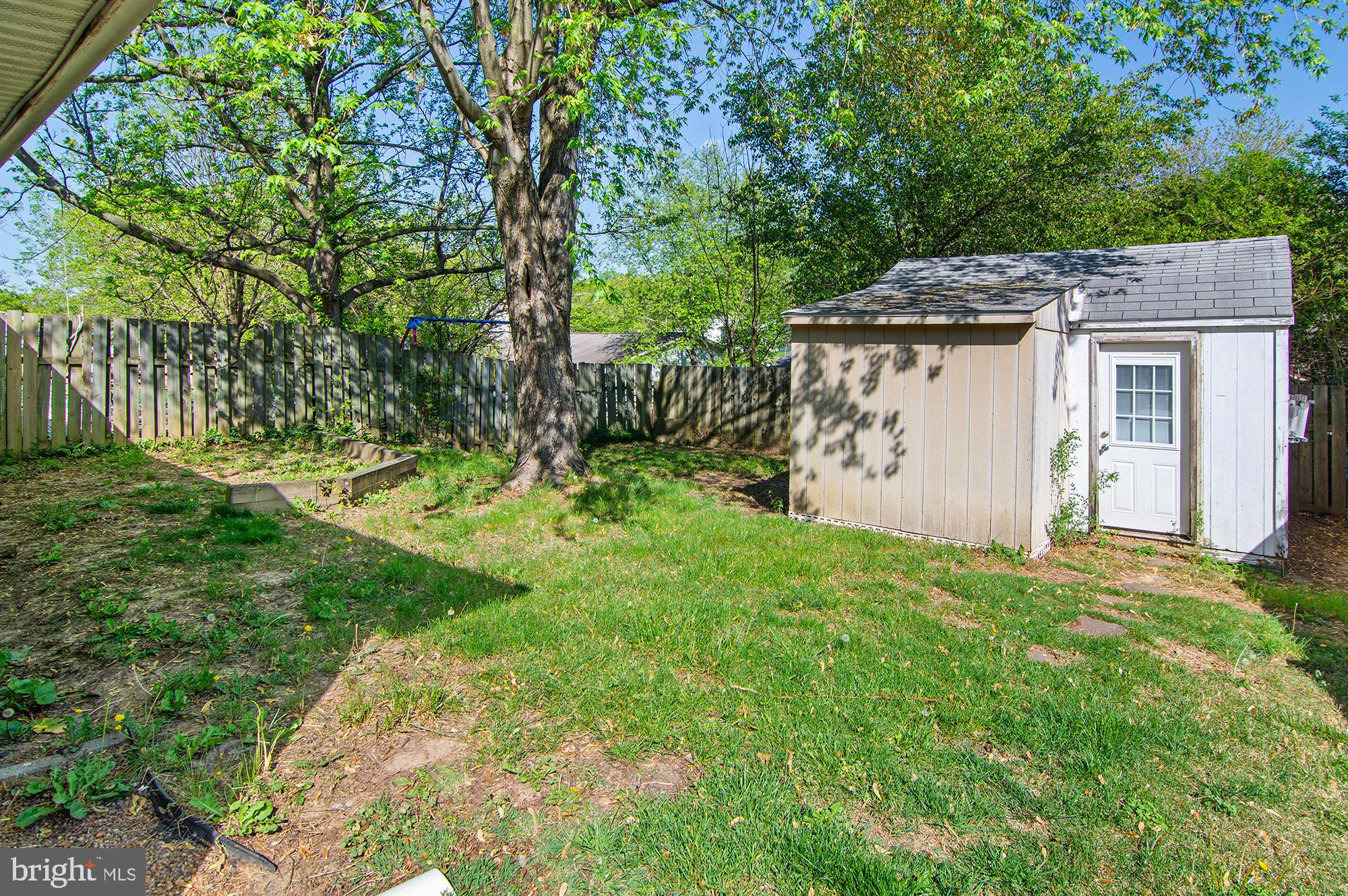 MAPLE RIDGE - Residential