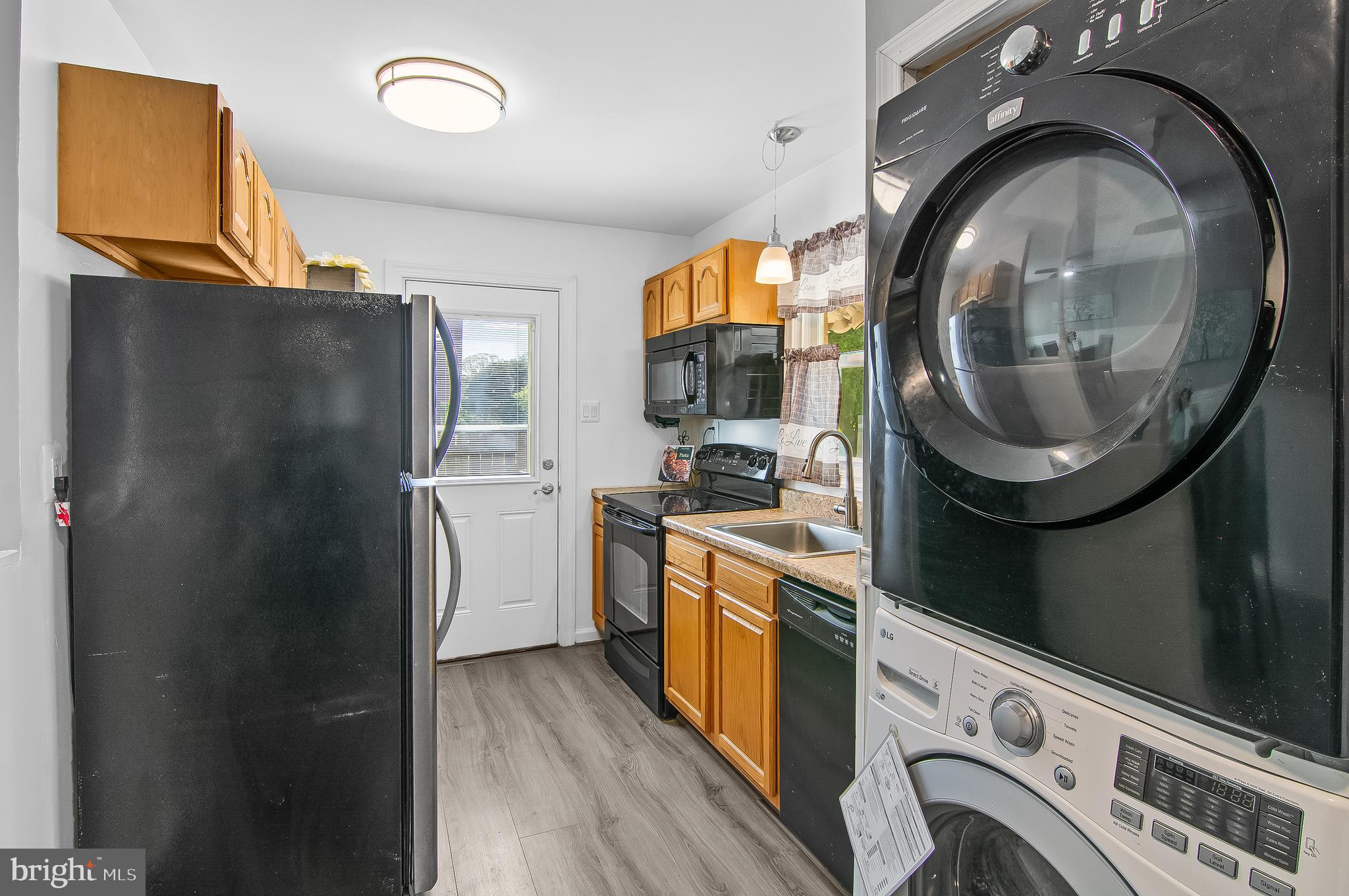 MAPLE RIDGE - Residential