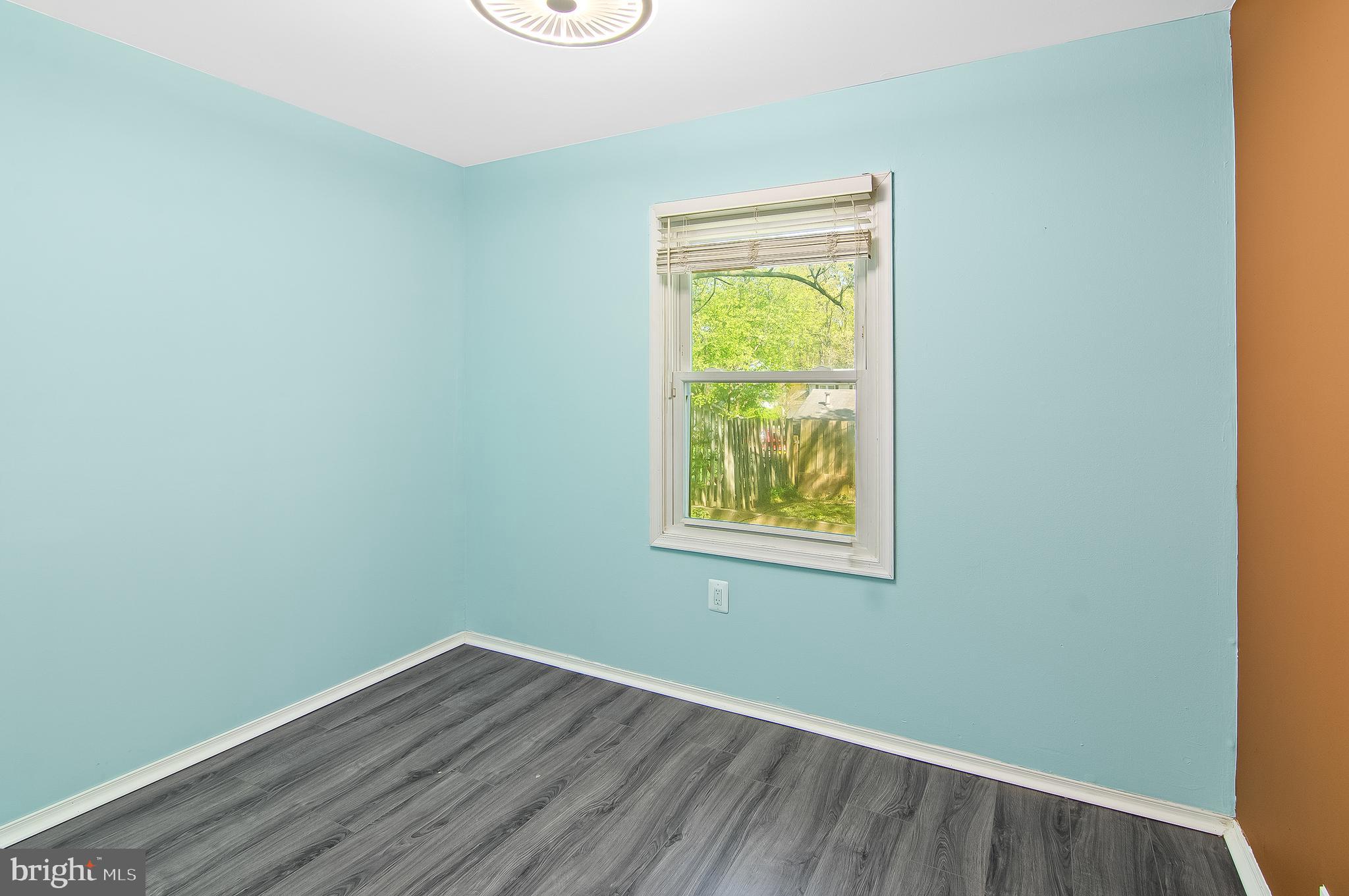 MAPLE RIDGE - Residential