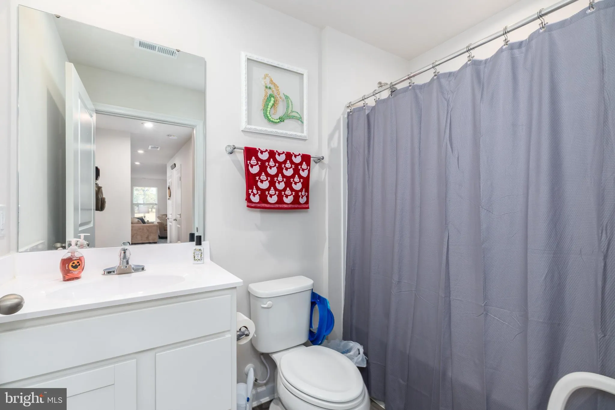 Selbyville, Delaware 19975, United States, 5 Bedrooms Bedrooms, ,3 BathroomsBathrooms,Residential,Active,237951