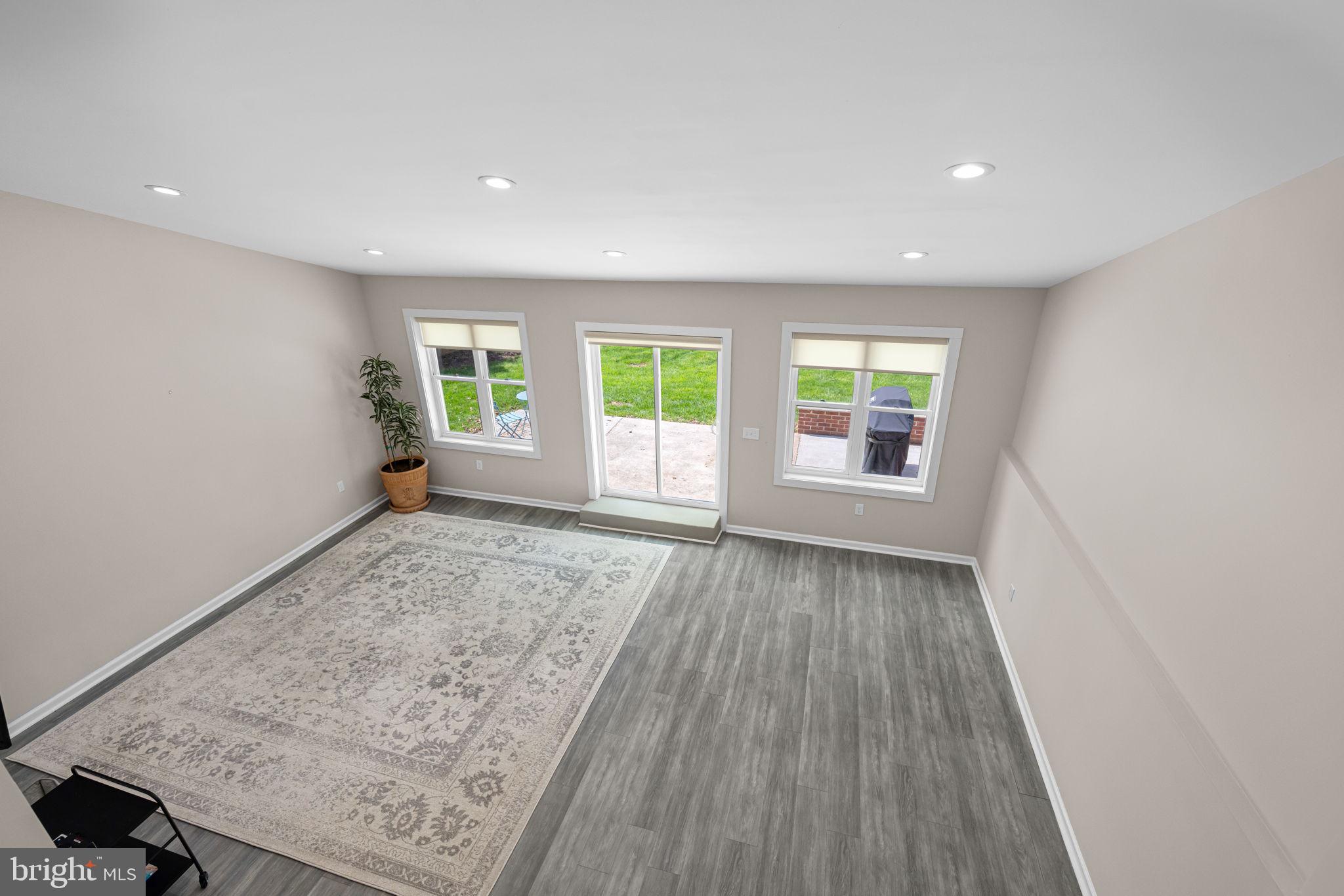 TREMONT GARDENS - Residential