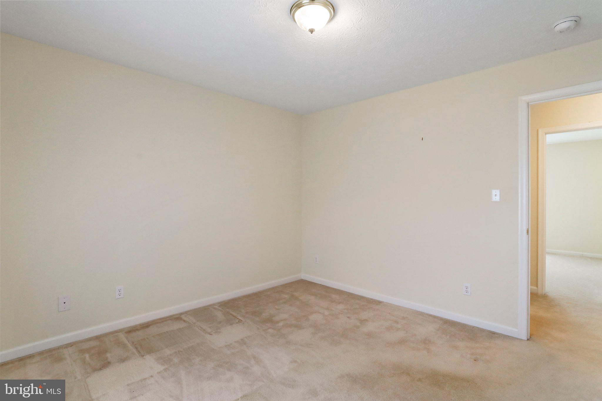 CRESTFIELD - Residential