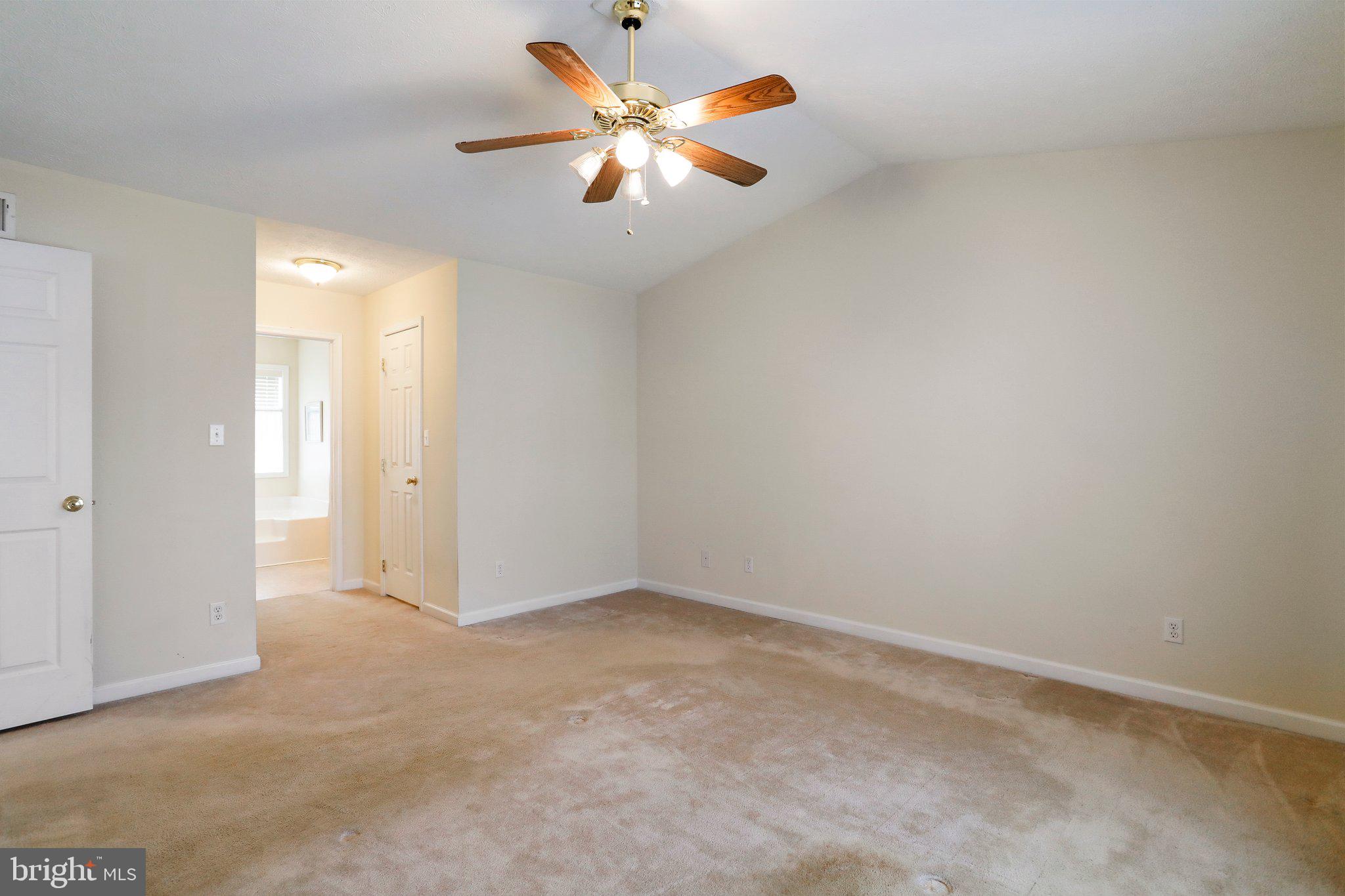 CRESTFIELD - Residential