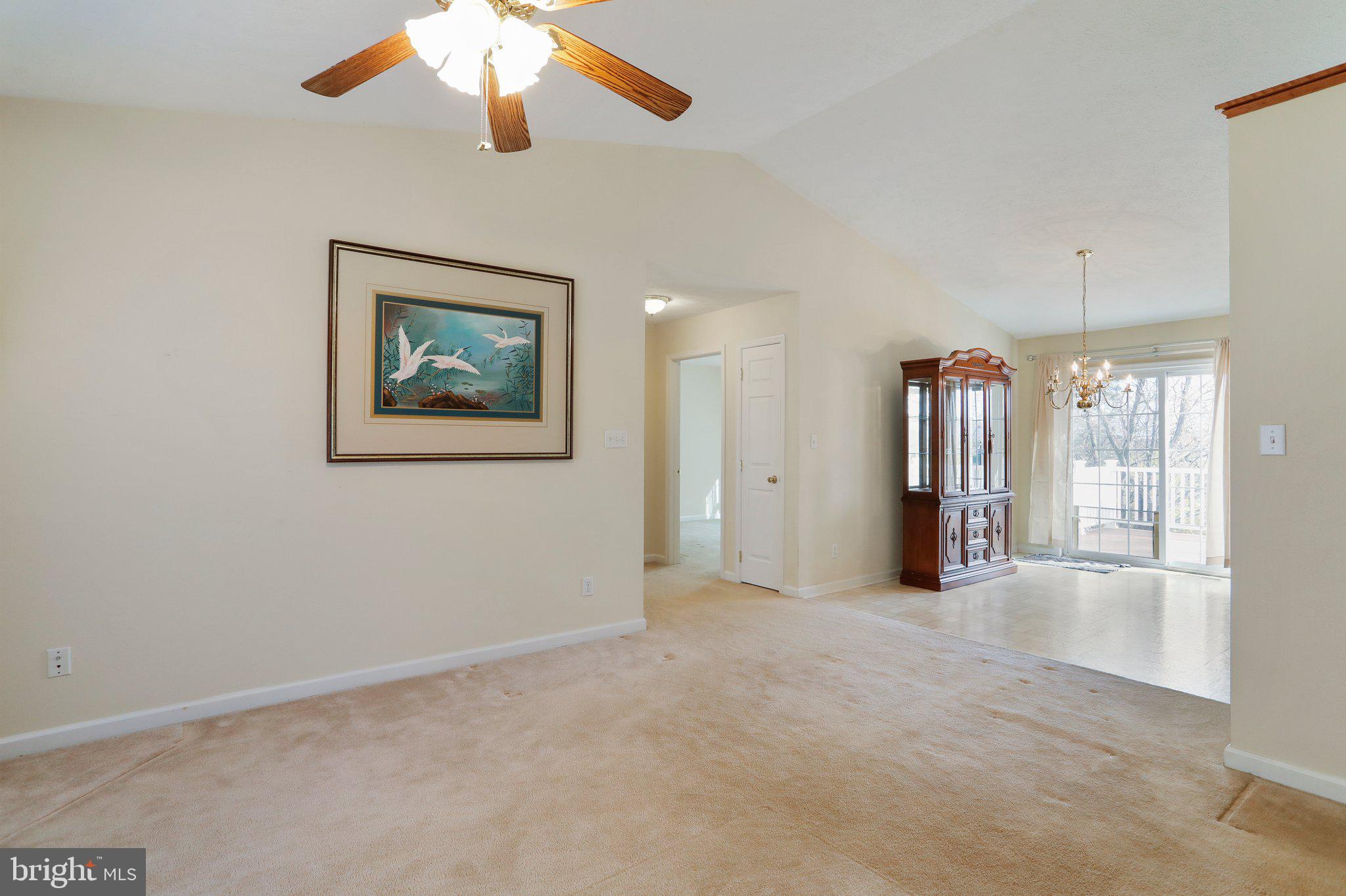 CRESTFIELD - Residential