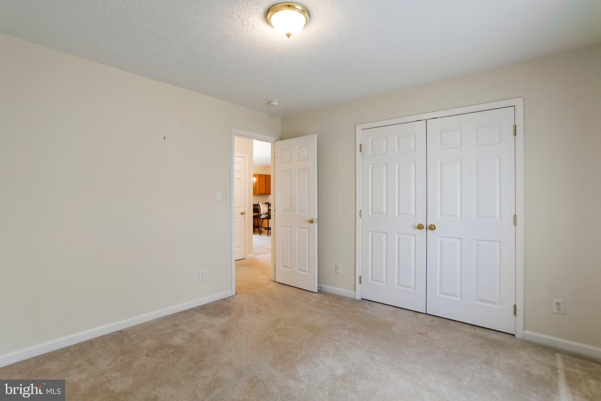 CRESTFIELD - Residential