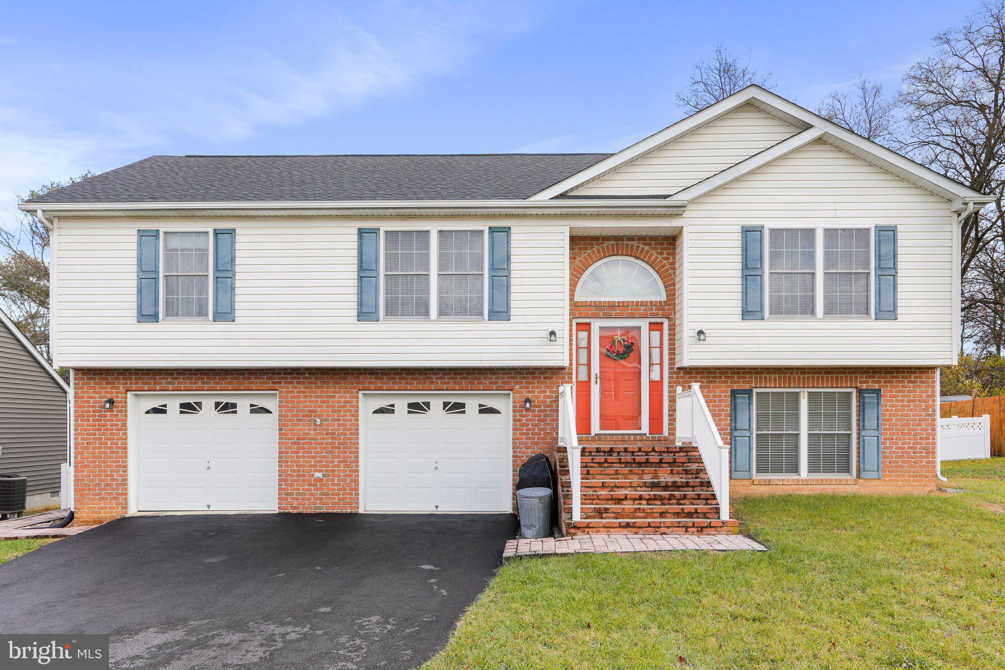 CRESTFIELD - Residential