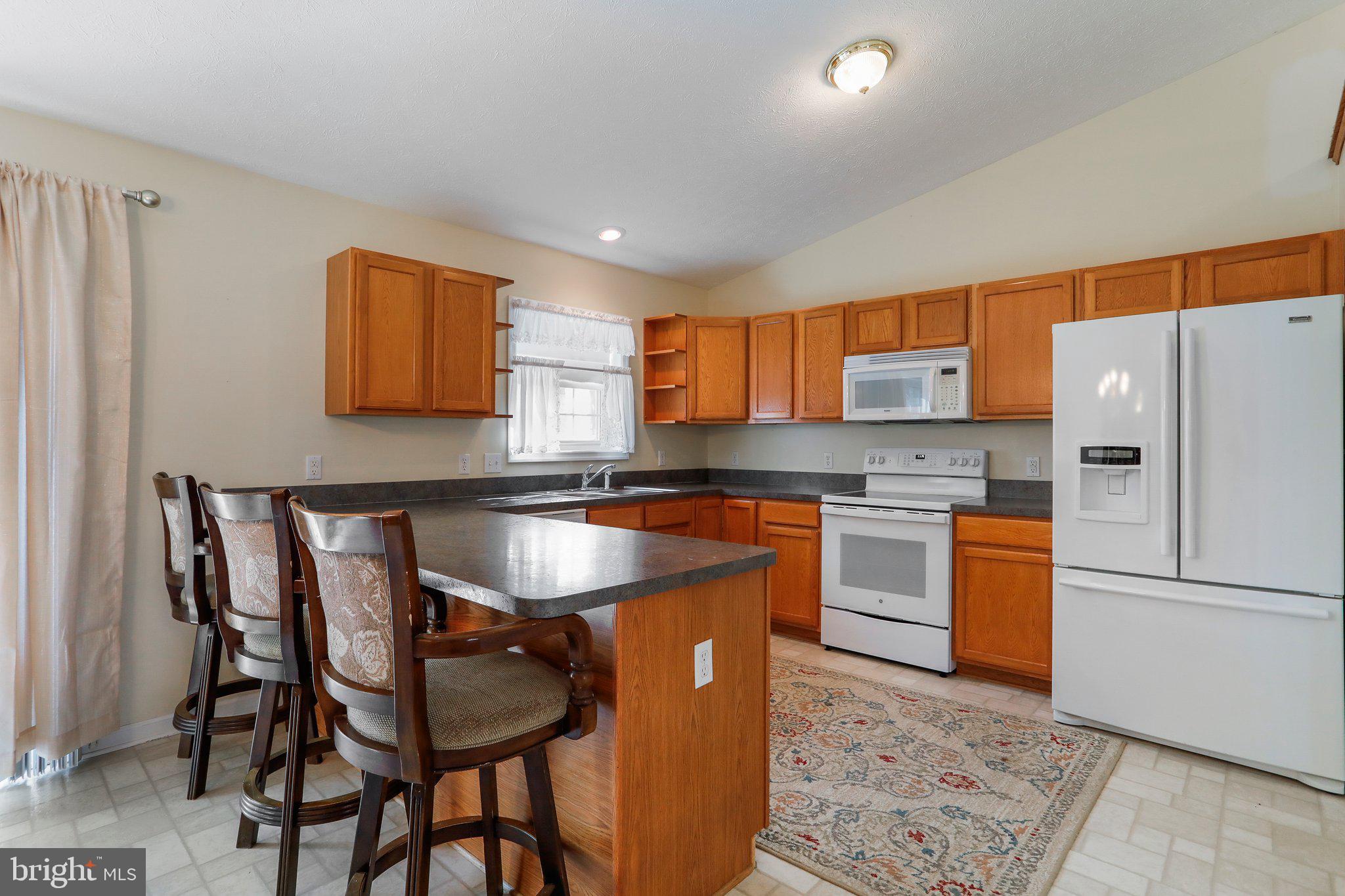 CRESTFIELD - Residential