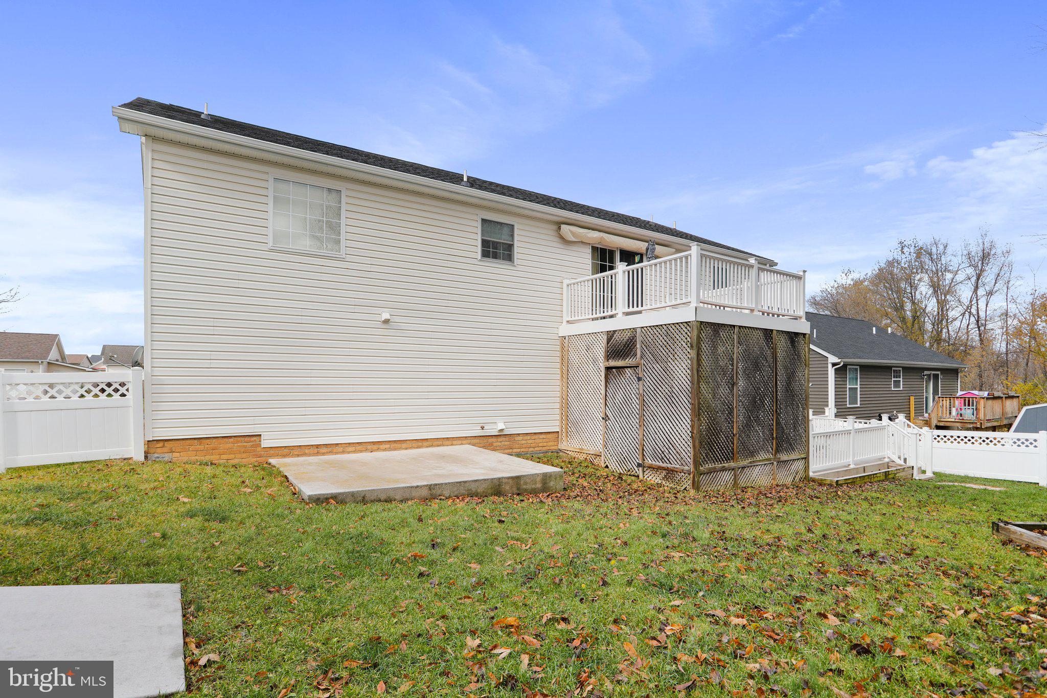 CRESTFIELD - Residential